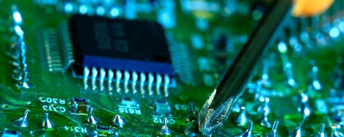 En bild på ett kretskort